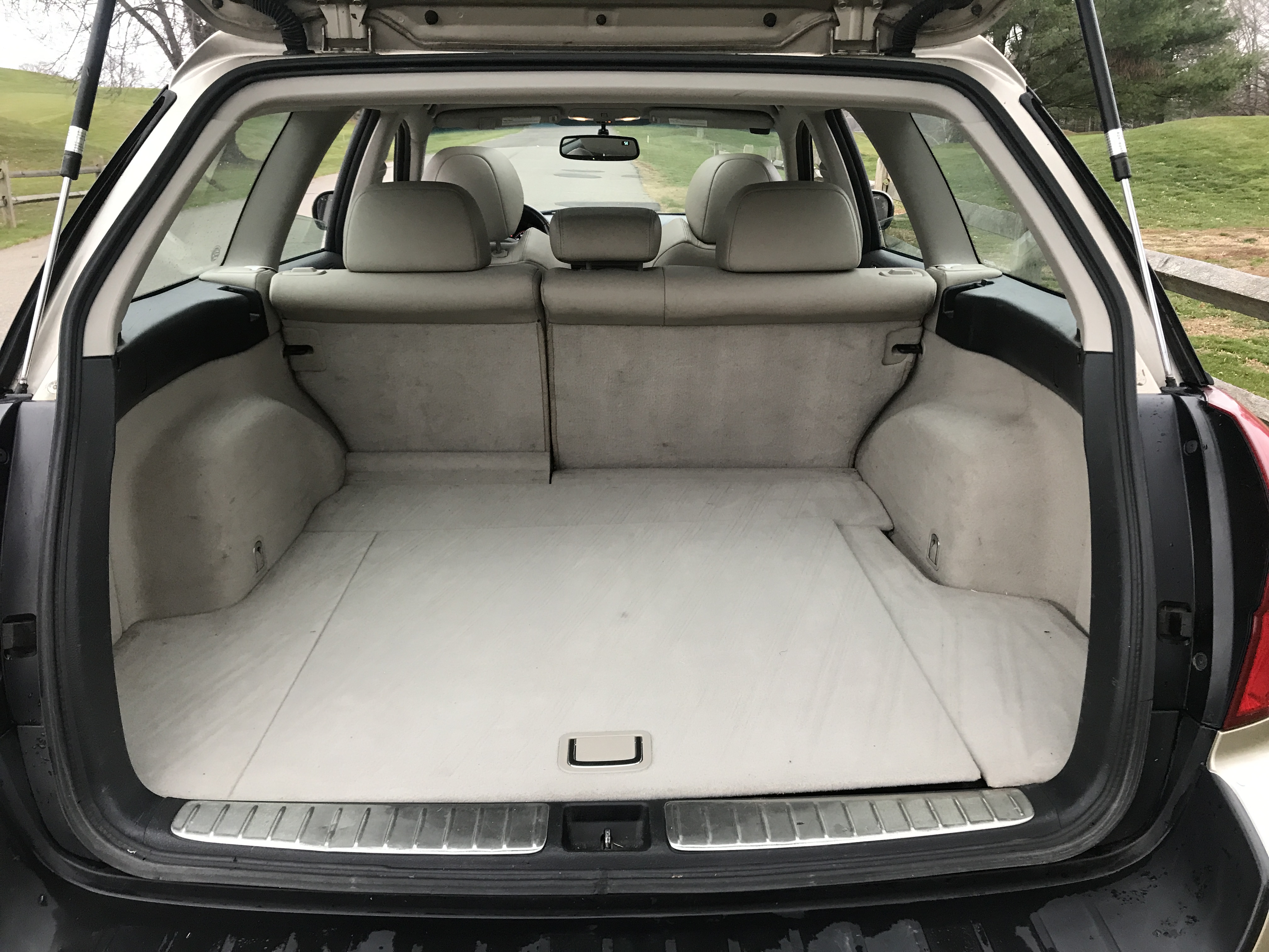 2008 Subaru Outback 2.5XT Limited, EJ255 turbo boxer, full-time symmetrical AWD, 5-speed manual One Owner 71K low mileage — photo 23